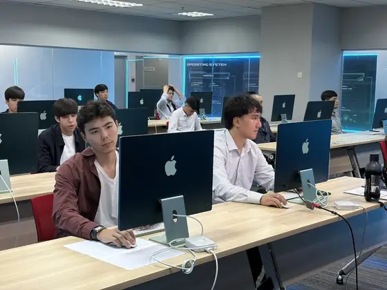 Alfa University College (AUC) — 校园照片（来自 Google 地图）