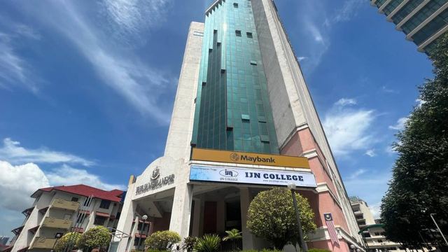 IJN University College — 校园照片（来自 Google 地图）
