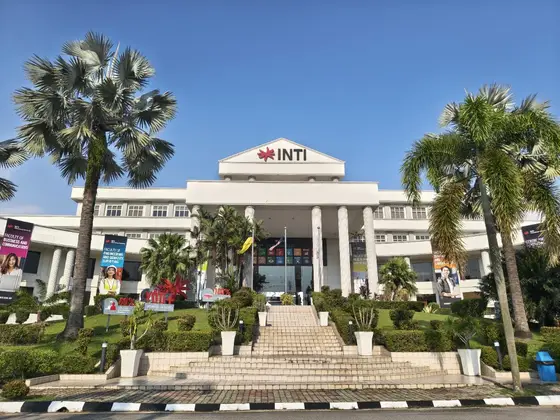 INTI International University — 校园照片（来自 Google 地图）