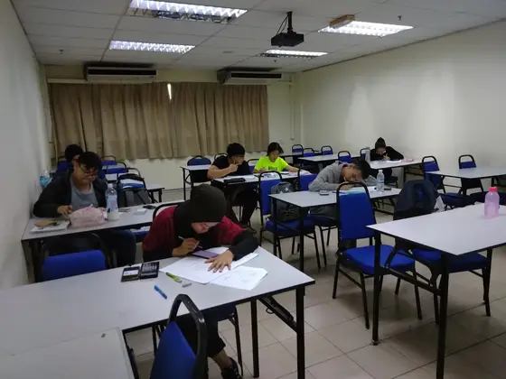Kolej Universiti AMC (AMC University College) — 校园照片（来自 Google 地图）