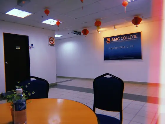 Kolej Universiti AMC (AMC University College) — 校园照片（来自 Google 地图）