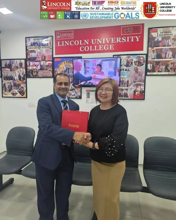 Lincoln University College — 校园照片（来自 Google 地图）