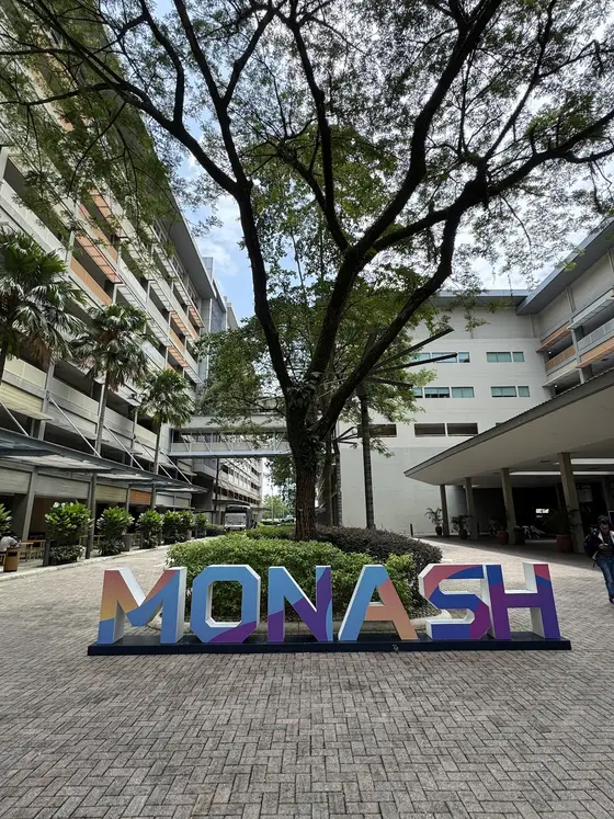 Monash University Malaysia — 校园照片（来自 Google 地图）