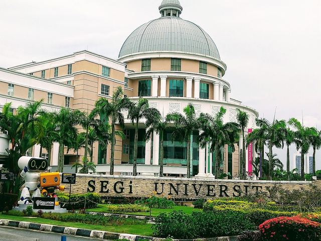 SEGi University — 校园照片（来自 Google 地图）