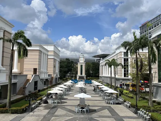 SEGi University — 校园照片（来自 Google 地图）