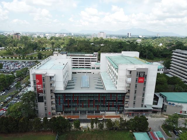 Swinburne University of Technology Sarawak Campus — 校园照片（来自 Google 地图）
