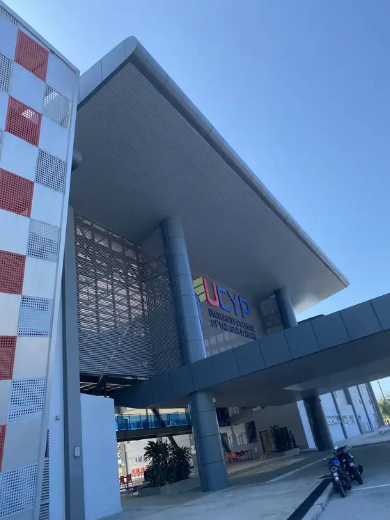 UCYP University — 校园照片（来自 Google 地图）