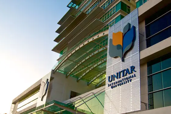 UNITAR International University — 校园照片（来自 Google 地图）