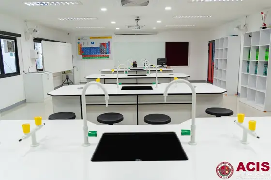 Americana Chinese International School (ACIS) — 写真は Google Maps 経由