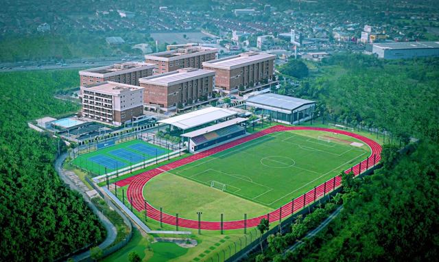 Denla British School (DBS) — 校园照片（来自 Google 地图）