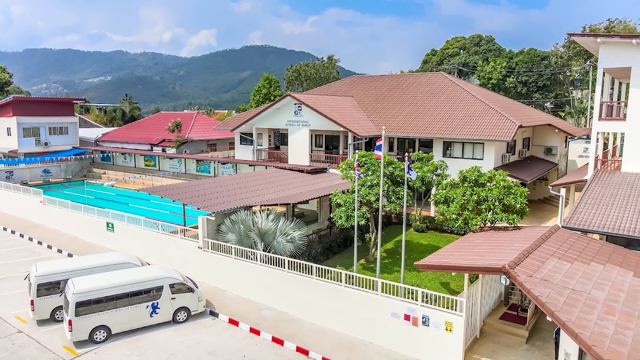 International School of Samui (ISS) — 校园照片（来自 Google 地图）