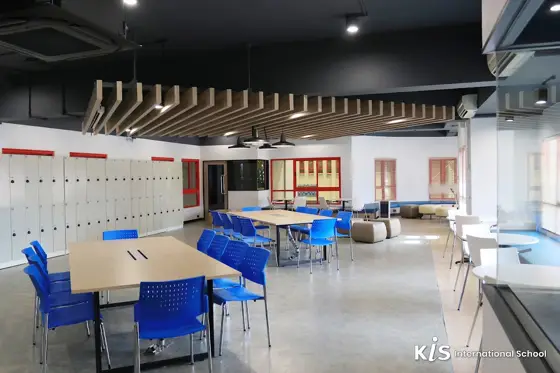 KIS International School Bangkok — 사진은 Google Maps를 통해