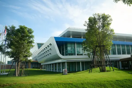 KIS International School Reignwood Park — 写真は Google Maps 経由
