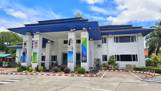 St Andrews International School — Green Valley — 写真は Google Maps 経由